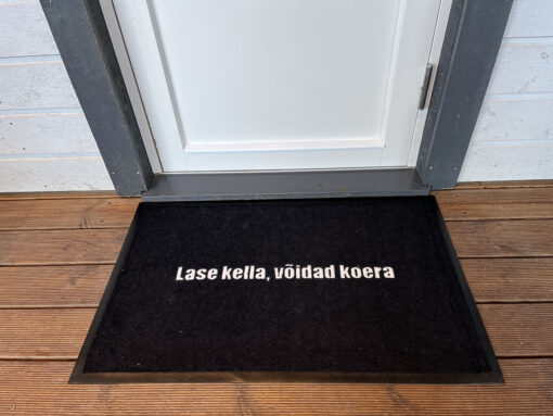 Uksematt - Lase kella, võidad koera